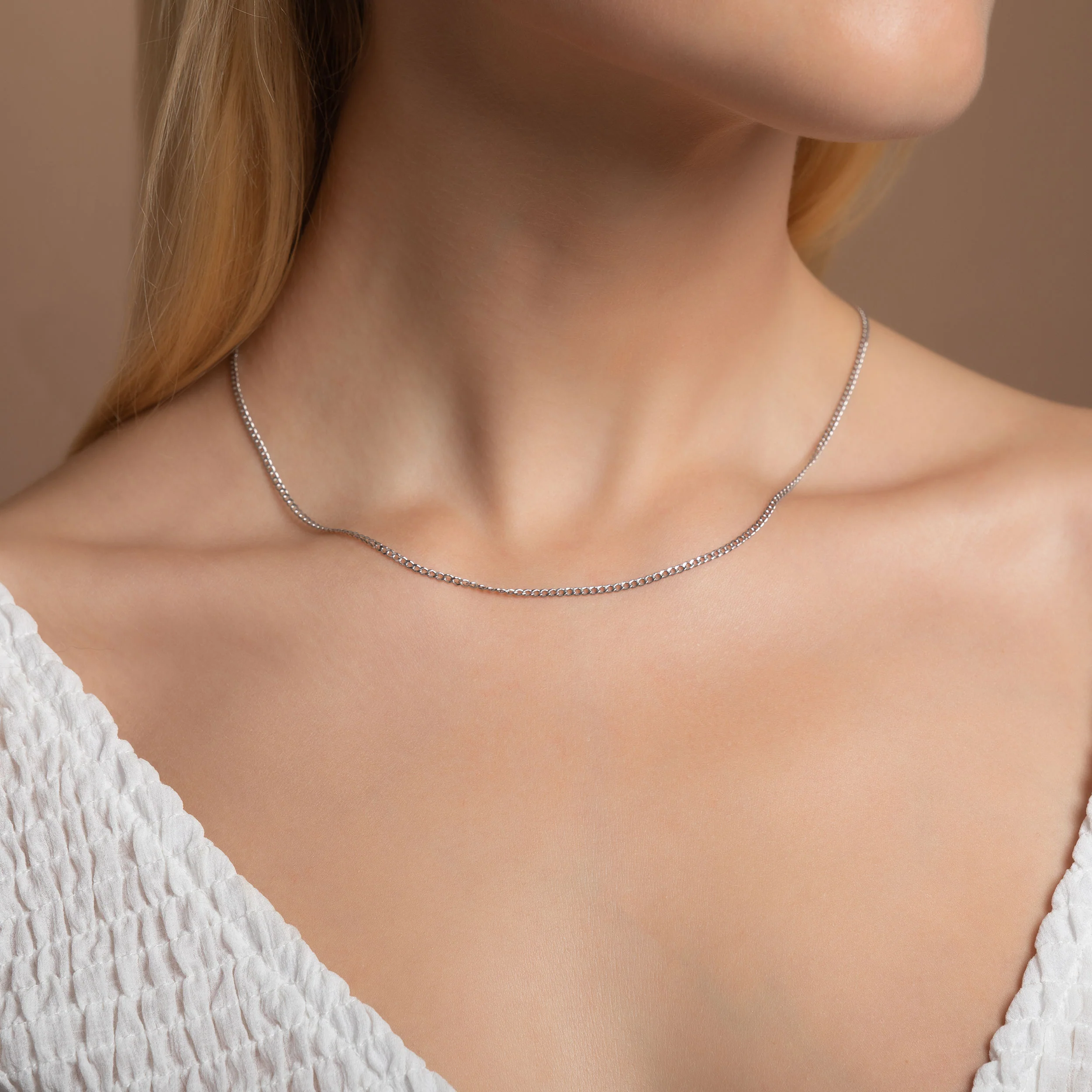 14K Gold Curb Chain Necklace - Image 10